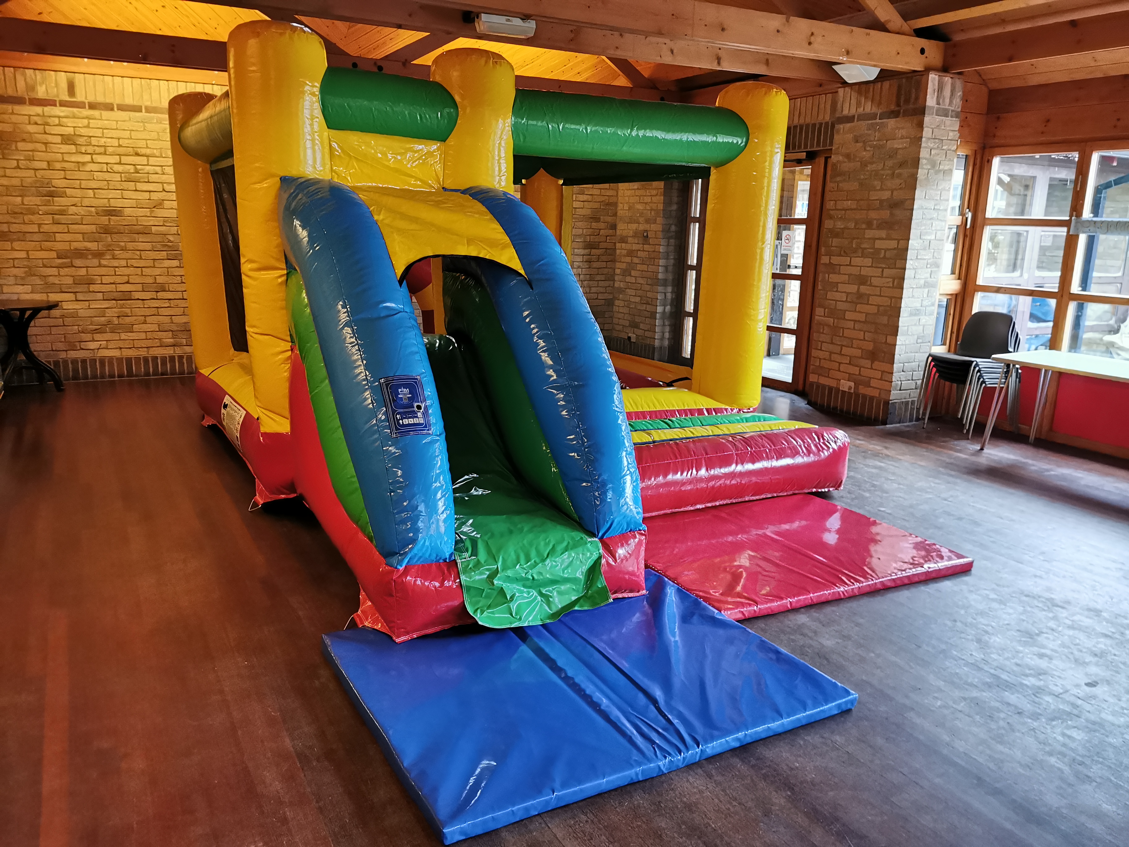 Bouncy Castle Hire in Moot House, Harlow Bouncy Castle Hire in Moot House, Harlow