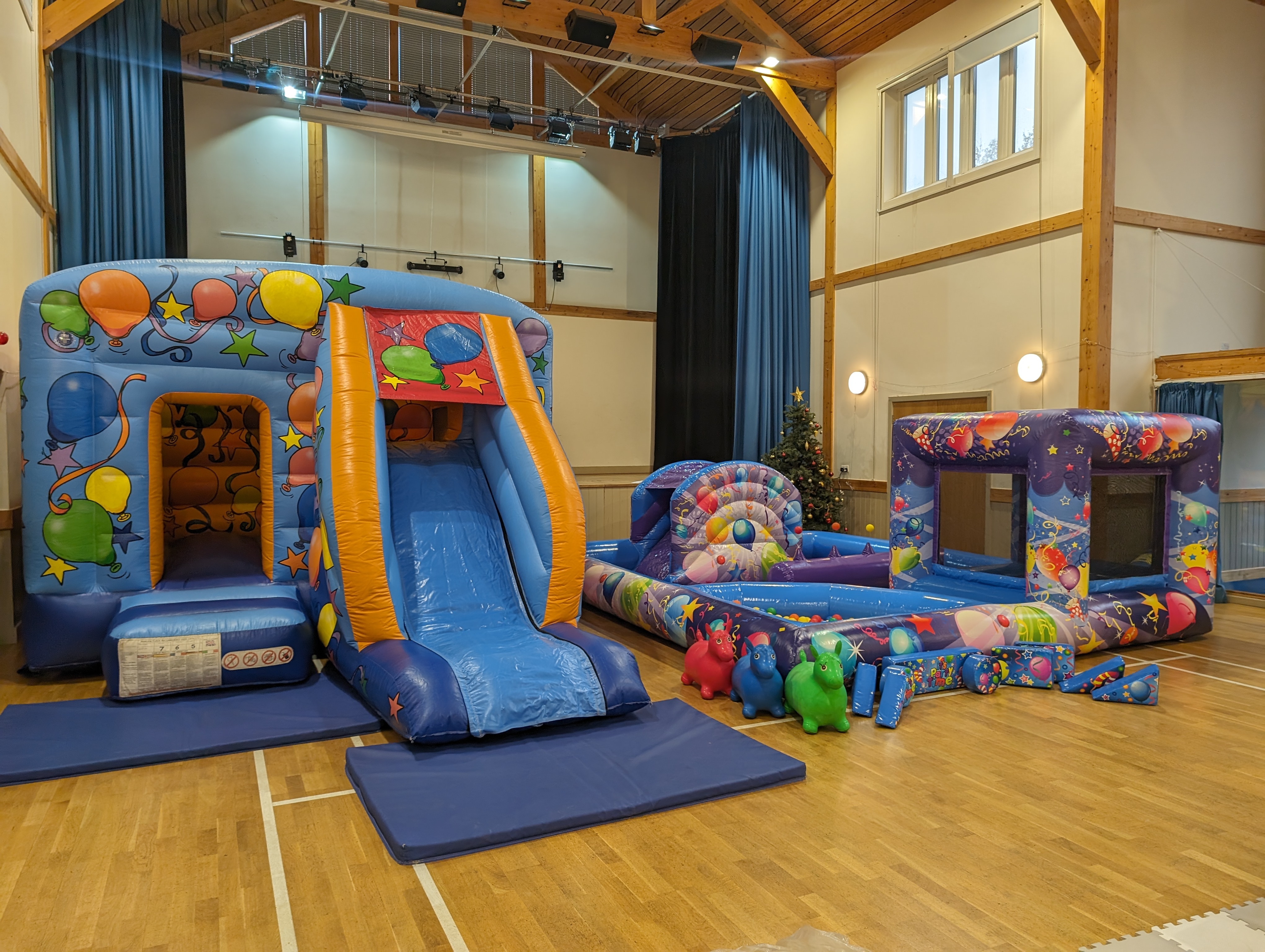 Bouncy Castle Hire in Manuden Community Centre Bouncy Castle Hire in Manuden Community Centre