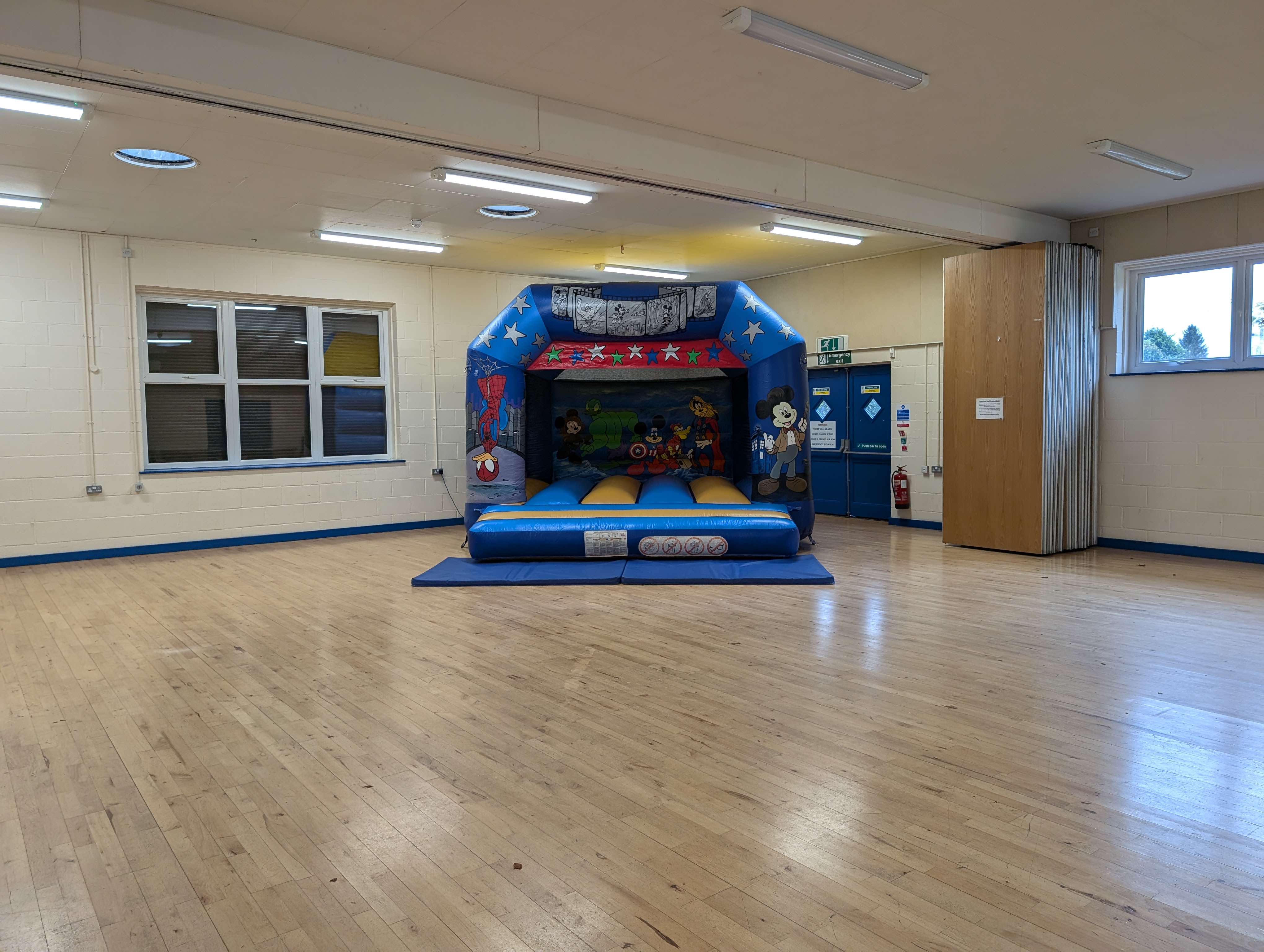 Bouncy Castle Hire in Havers Community Centre, Bishop's Stortford Bouncy Castle Hire in Havers Community Centre, Bishop's Stortford