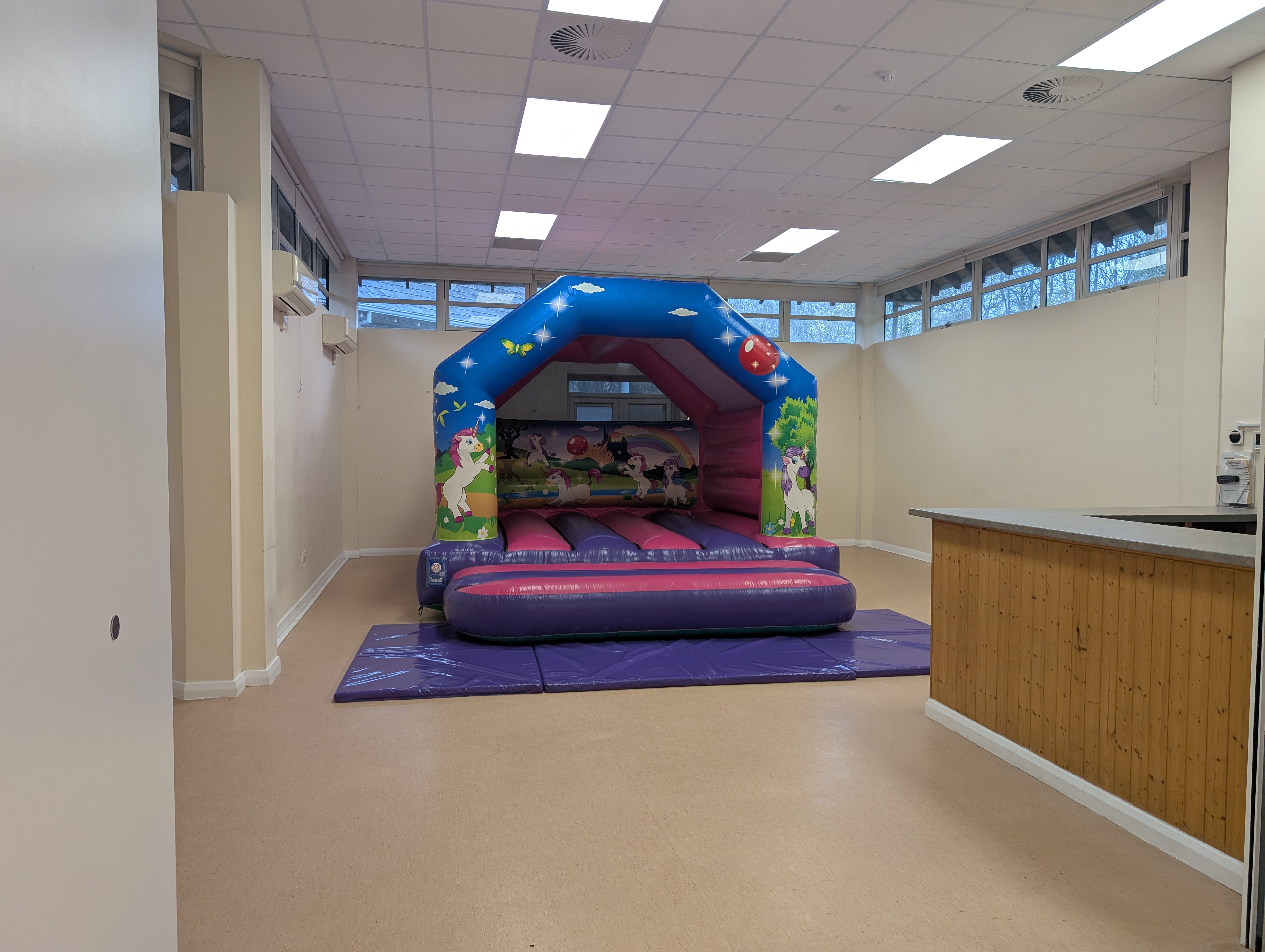 Bouncy Castle Hire in Bishop's Park Community Centre Bouncy Castle Hire in Bishop's Park Community Centre