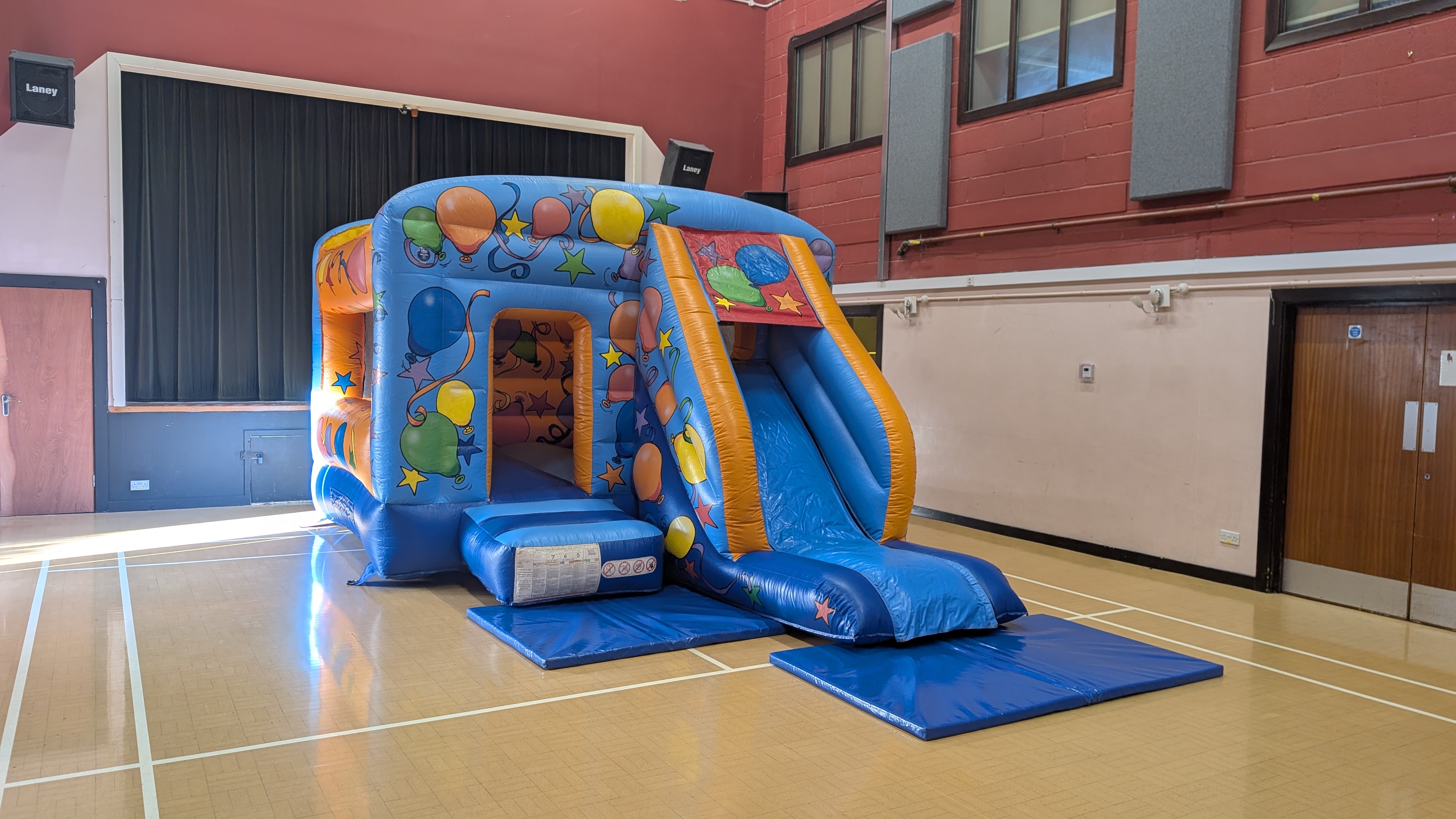 Bouncy Castle Hire in Seth Ward Community Centre, Buntingford Bouncy Castle Hire in Seth Ward Community Centre, Buntingford